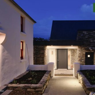 VELFAC AluWood, V200 Windows
